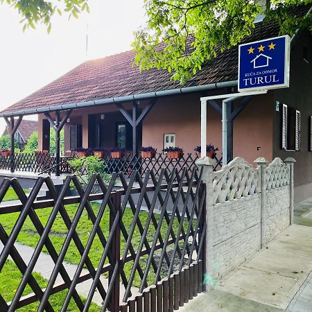 Appartamento Turul -Kuca Za Odmor- Korod Esterno foto